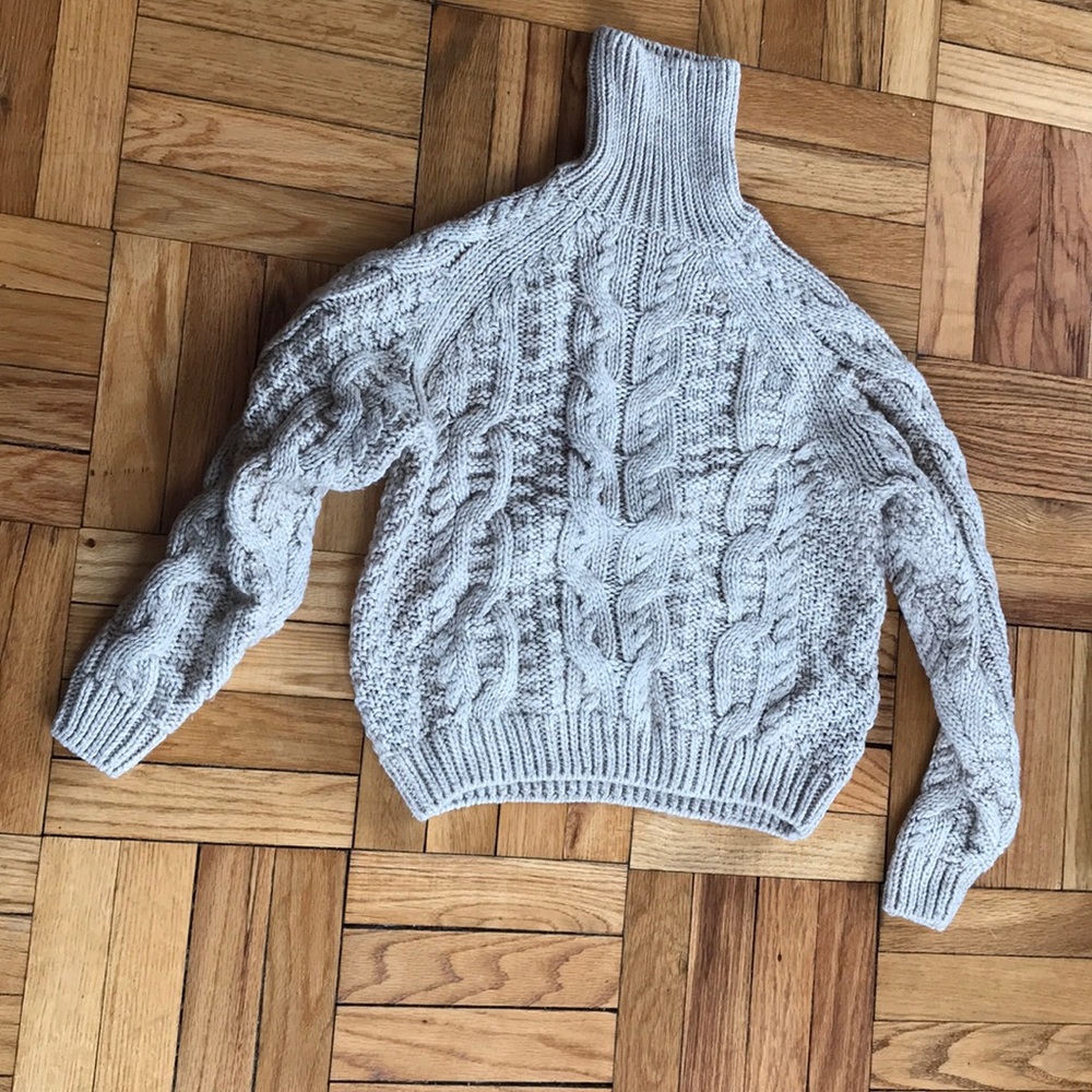 Super cute turtle neck warm sweater